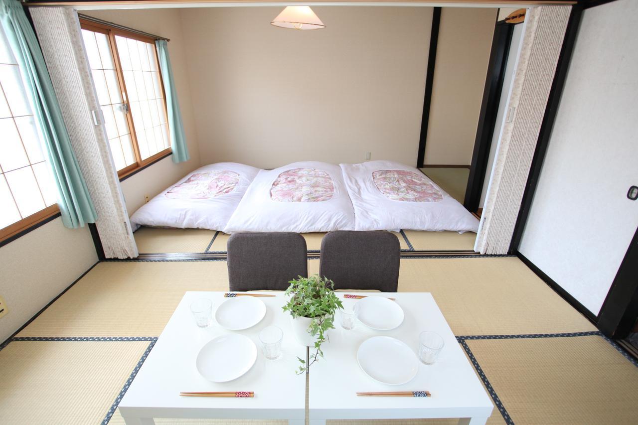Fujiyama Base Bed & Breakfast Fujiyoshida Exterior photo